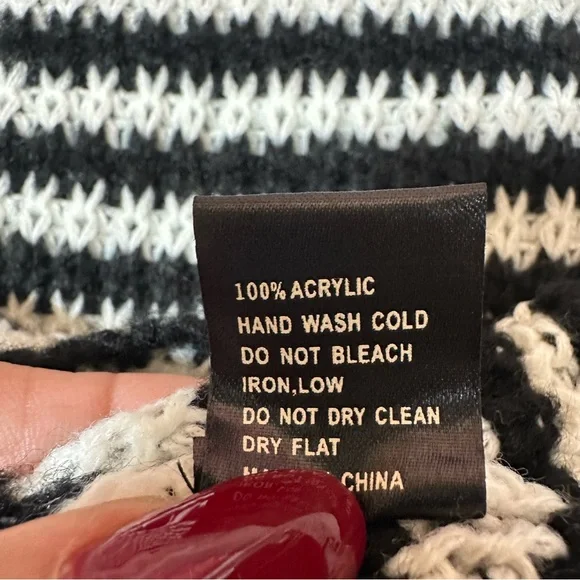 POL Striped Black and White Knit Skirt - Picture 6 of 7